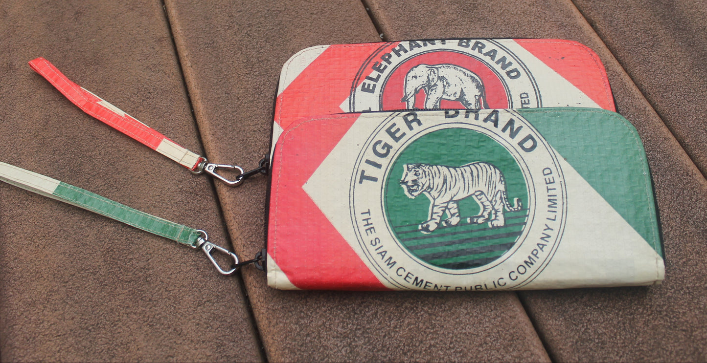 Accordion Zip Wallet